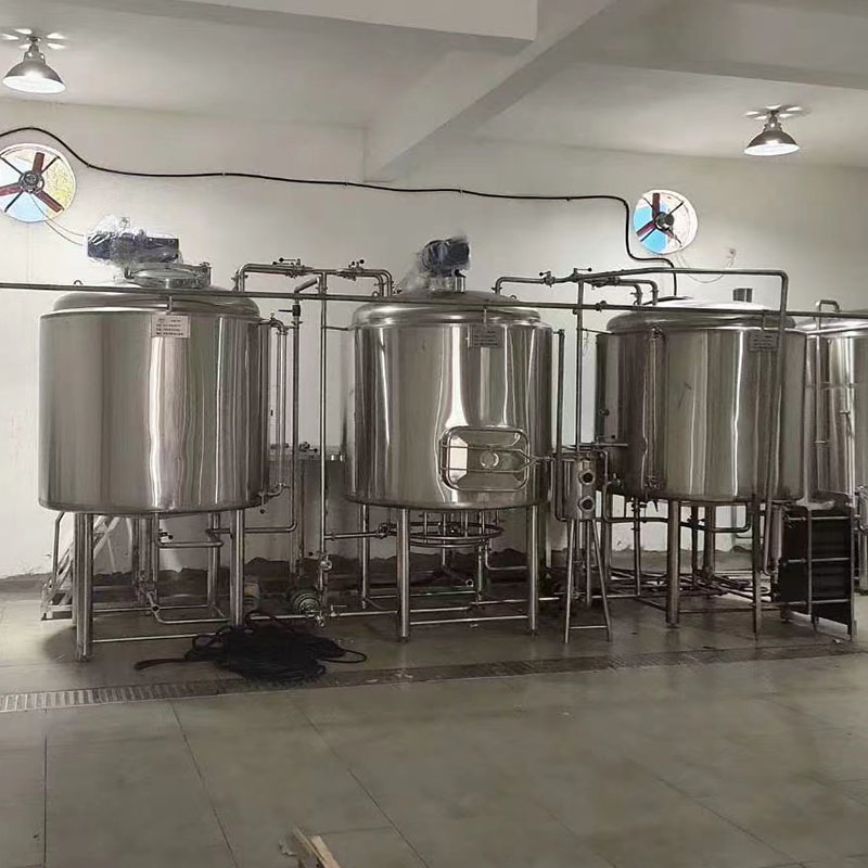 平泉精酿啤酒设备厂—如何延长精酿啤酒设备的使用寿命